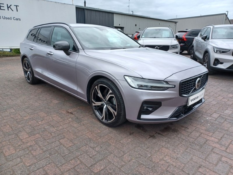 2025 (25) VOLVO V60 2.0 B4P Plus Dark 5dr Auto [7 speed]