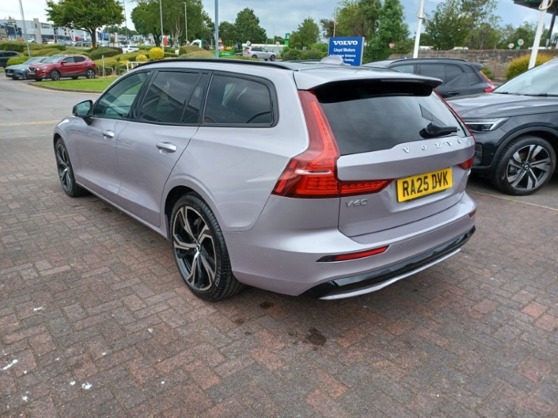 2025 (25) VOLVO V60 2.0 B4P Plus Dark 5dr Auto [7 speed] 5515133