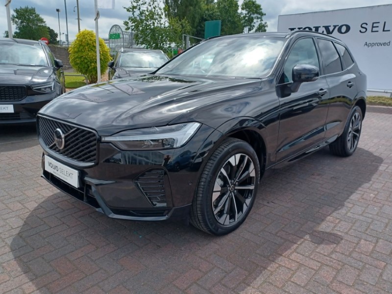 2025 (25) VOLVO XC60 2.0 B5P Plus Dark 5dr AWD Geartronic 5509419