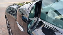 2025 (25) VOLVO XC60 2.0 B5P Plus Dark 5dr AWD Geartronic 5509580