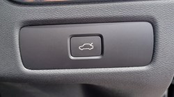 2025 (25) VOLVO XC60 2.0 B5P Plus Dark 5dr AWD Geartronic 5509429