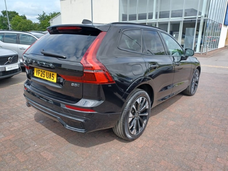 2025 (25) VOLVO XC60 2.0 B5P Plus Dark 5dr AWD Geartronic 5509422