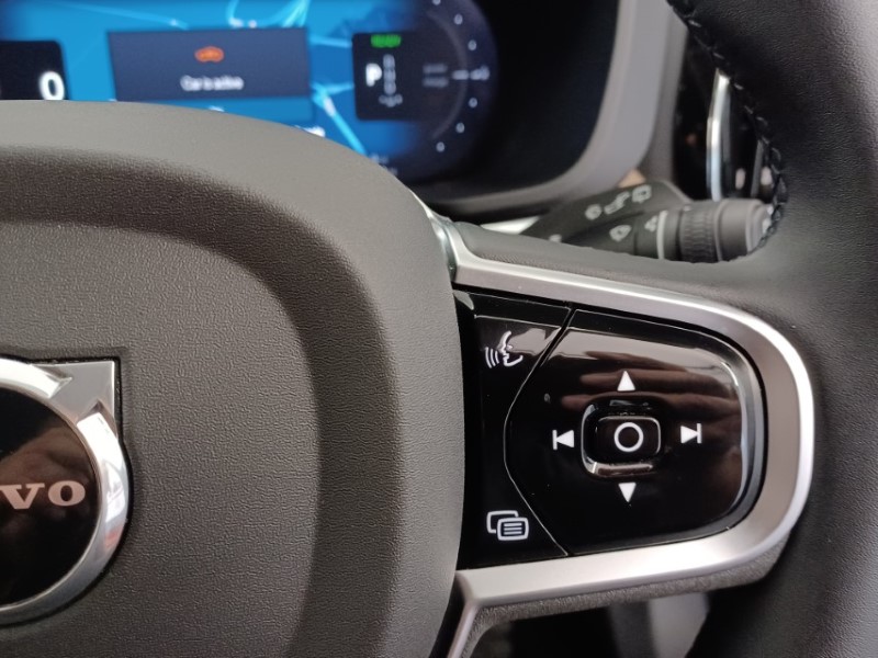 2025 (75) VOLVO XC60 2.0 T6 [350] PHEV Plus Dark 5dr AWD Geartronic 5528497