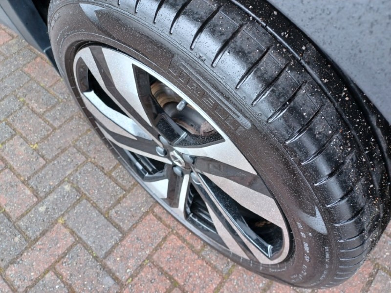 2025 (75) VOLVO XC40 2.0 B3P Ultra Bright 5dr Auto 5516416