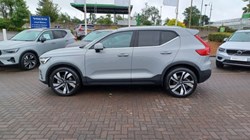 2025 (75) VOLVO XC40 2.0 B3P Ultra Bright 5dr Auto 5516303