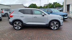 2025 (75) VOLVO XC40 2.0 B3P Ultra Bright 5dr Auto 5516304