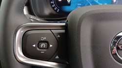 2025 (75) VOLVO XC40 2.0 B4P Plus Black Edition 5dr Auto 5567872