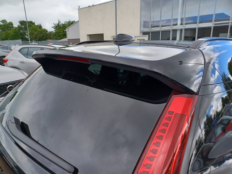 2025 (75) VOLVO XC40 2.0 B4P Plus Black Edition 5dr Auto 5567909
