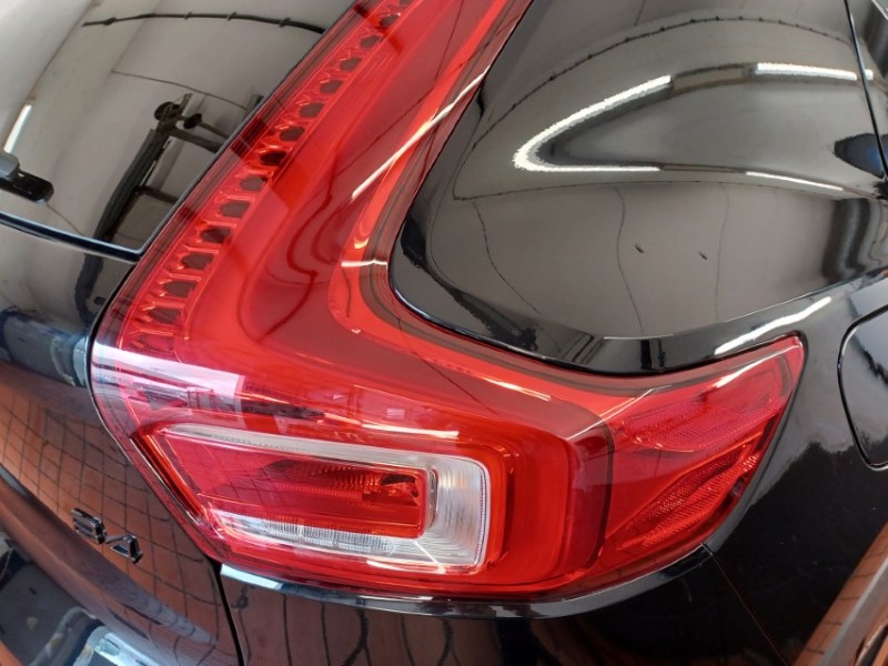 2025 (75) VOLVO XC40 2.0 B4P Plus Black Edition 5dr Auto 5567905