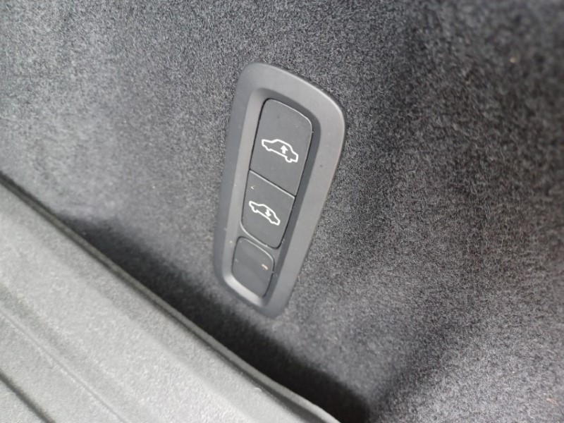 2024 (74) VOLVO XC60 2.0 T8 [455] PHEV Ultra Dark 5dr AWD Geartronic 5512086