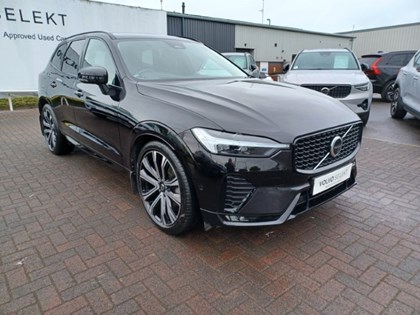 2023 (23) VOLVO XC60 2.0 B5P Ultimate Dark 5dr AWD Geartronic