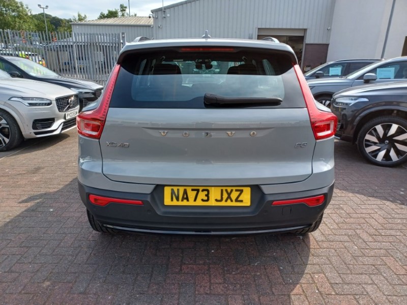 2023 (73) VOLVO XC40 2.0 B3P Plus Dark 5dr Auto 5535425