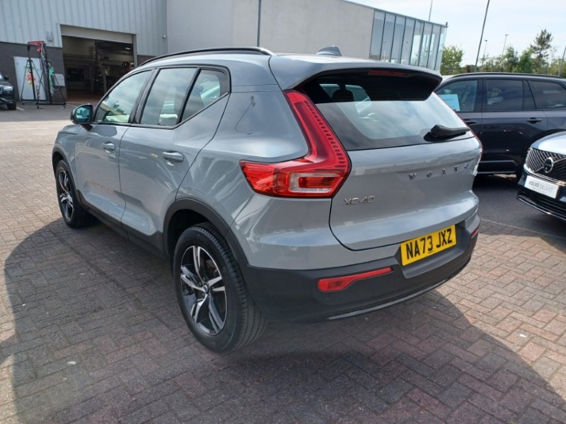 2023 (73) VOLVO XC40 2.0 B3P Plus Dark 5dr Auto 5535424
