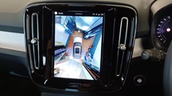2023 (73) VOLVO XC40 2.0 B3P Plus Dark 5dr Auto 5535445