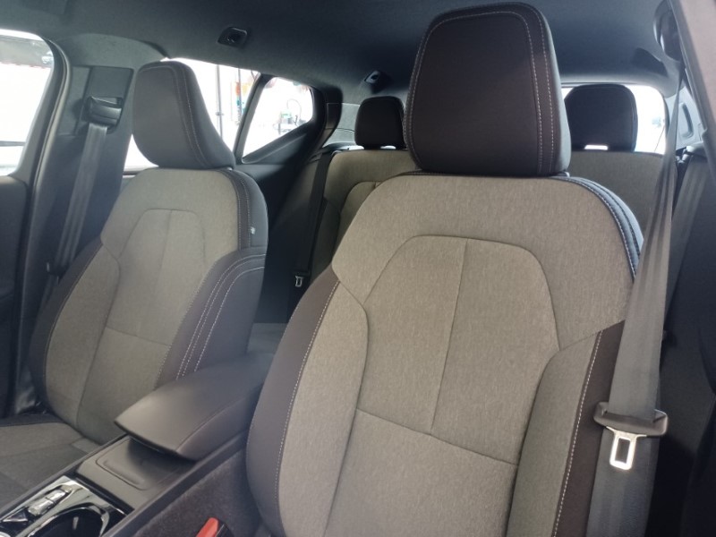 2023 (73) VOLVO XC40 2.0 B3P Plus Dark 5dr Auto 5535467
