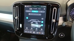 2023 (73) VOLVO XC40 2.0 B3P Plus Dark 5dr Auto 5535439