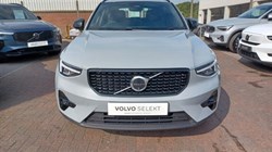 2023 (73) VOLVO XC40 2.0 B3P Plus Dark 5dr Auto 5535422