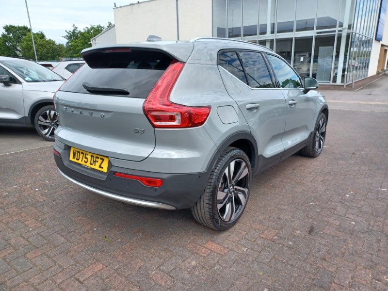 2025 (75) VOLVO XC40 2.0 B3P Ultra Bright 5dr Auto 5533390