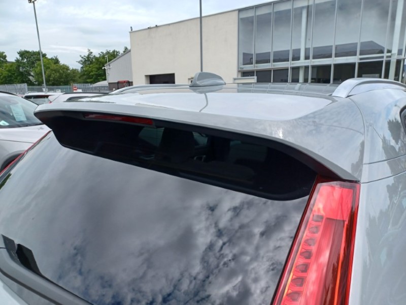 2025 (75) VOLVO XC40 2.0 B3P Ultra Bright 5dr Auto 5533443