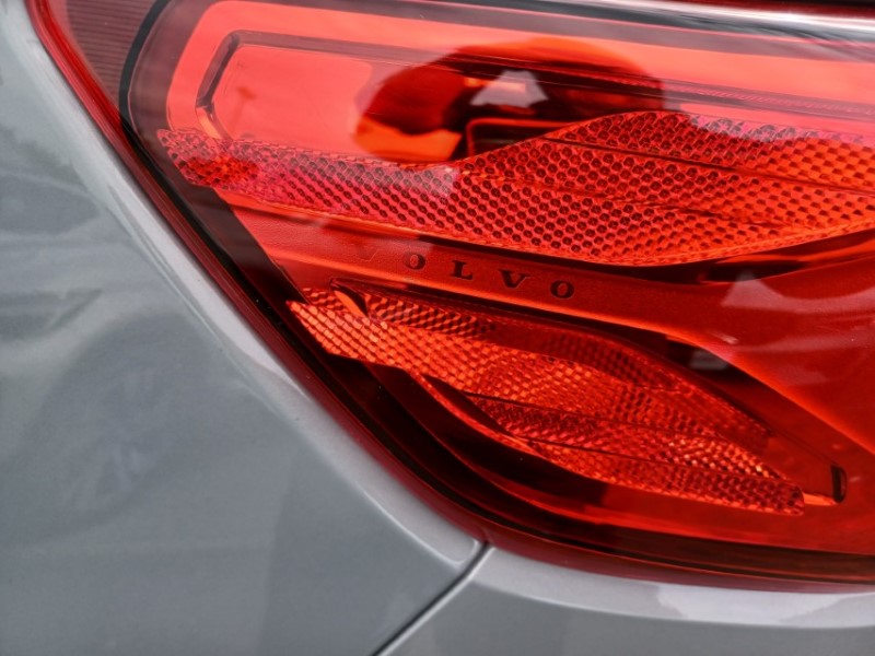2025 (75) VOLVO XC40 2.0 B3P Ultra Bright 5dr Auto 5533441