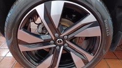 2025 (75) VOLVO XC40 2.0 B3P Ultra Bright 5dr Auto 5547392