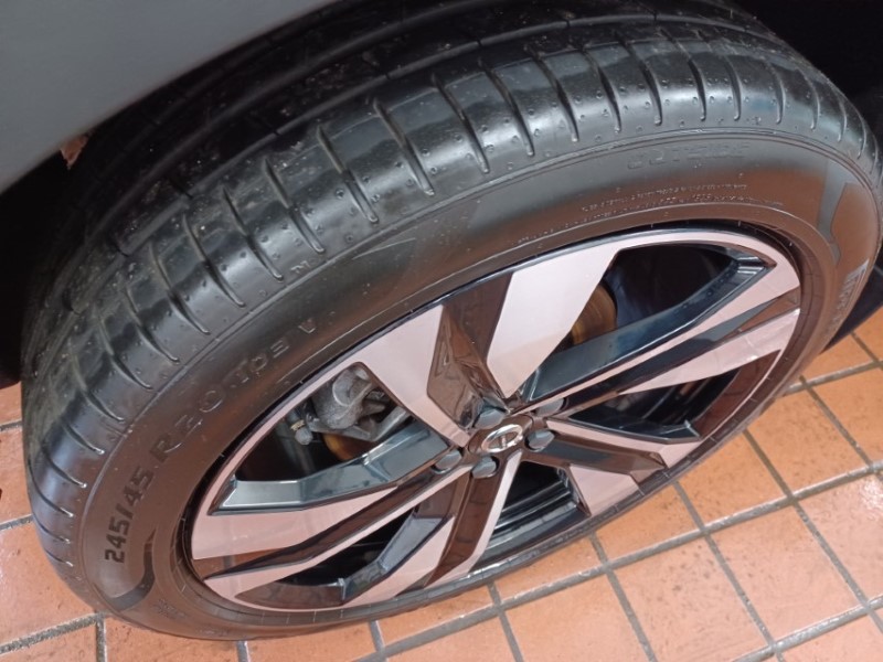 2025 (75) VOLVO XC40 2.0 B3P Ultra Bright 5dr Auto 5547391