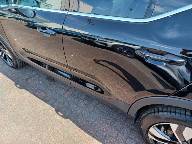 2025 (75) VOLVO XC40 2.0 B3P Ultra Bright 5dr Auto 5547394