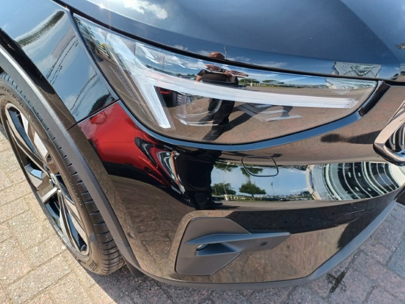 2025 (75) VOLVO XC40 2.0 B3P Ultra Bright 5dr Auto 5547400