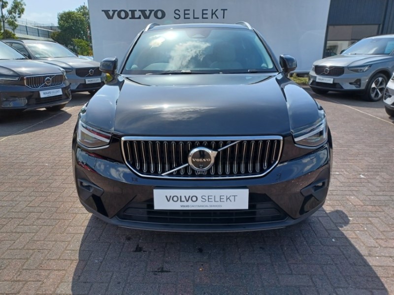 2025 (75) VOLVO XC40 2.0 B3P Ultra Bright 5dr Auto 5547341