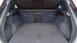 2025 (25) VOLVO XC40 2.0 B4P Plus Dark 5dr Auto 5560883