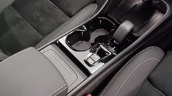 2025 (25) VOLVO XC40 2.0 B4P Plus Dark 5dr Auto 5560872