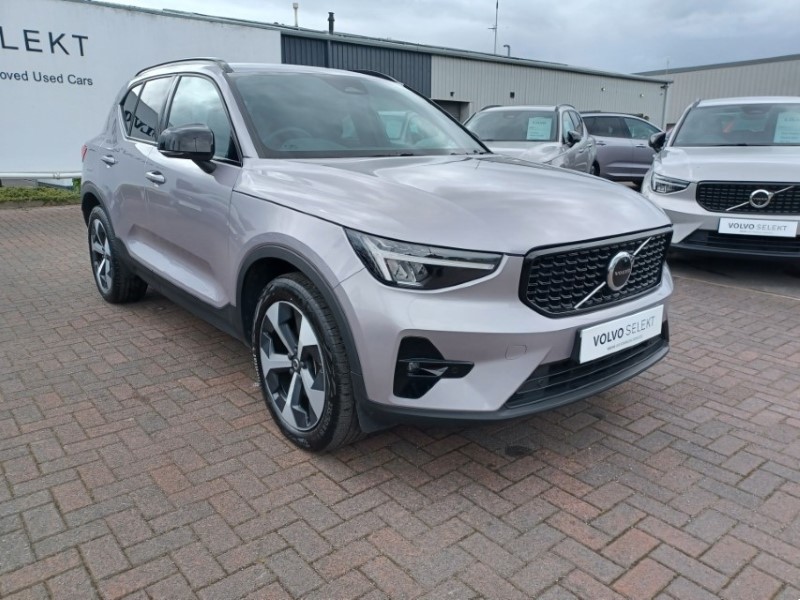 2025 (25) VOLVO XC40 2.0 B4P Plus Dark 5dr Auto