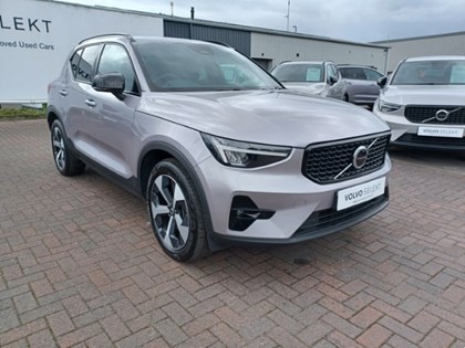 2025 (25) VOLVO XC40 2.0 B4P Plus Dark 5dr Auto