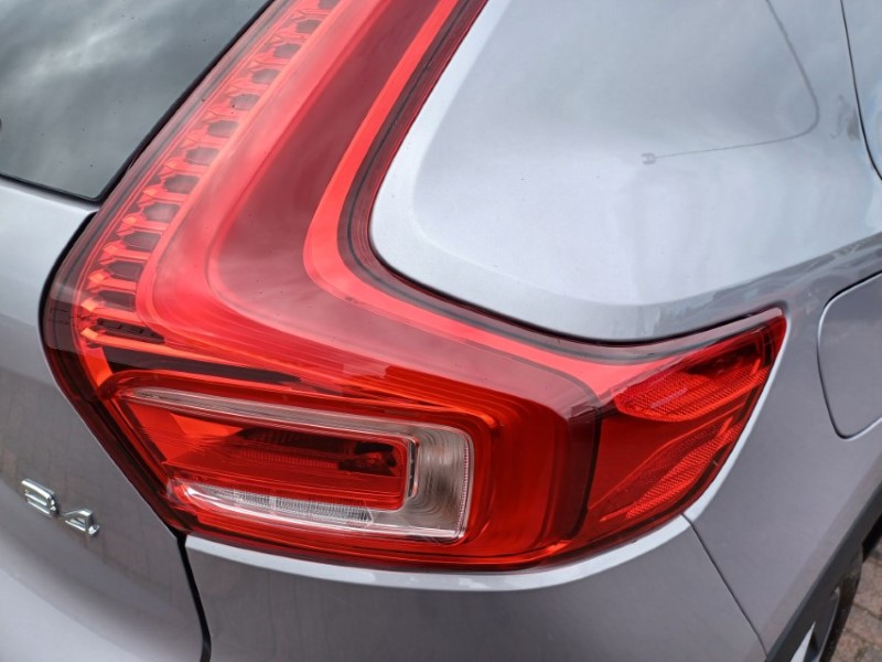 2025 (25) VOLVO XC40 2.0 B4P Plus Dark 5dr Auto 5560891