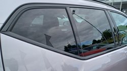 2025 (25) VOLVO XC40 2.0 B4P Plus Dark 5dr Auto 5560894