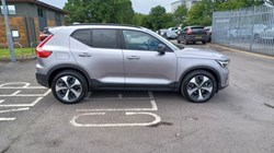 2025 (25) VOLVO XC40 2.0 B4P Plus Dark 5dr Auto 5560855