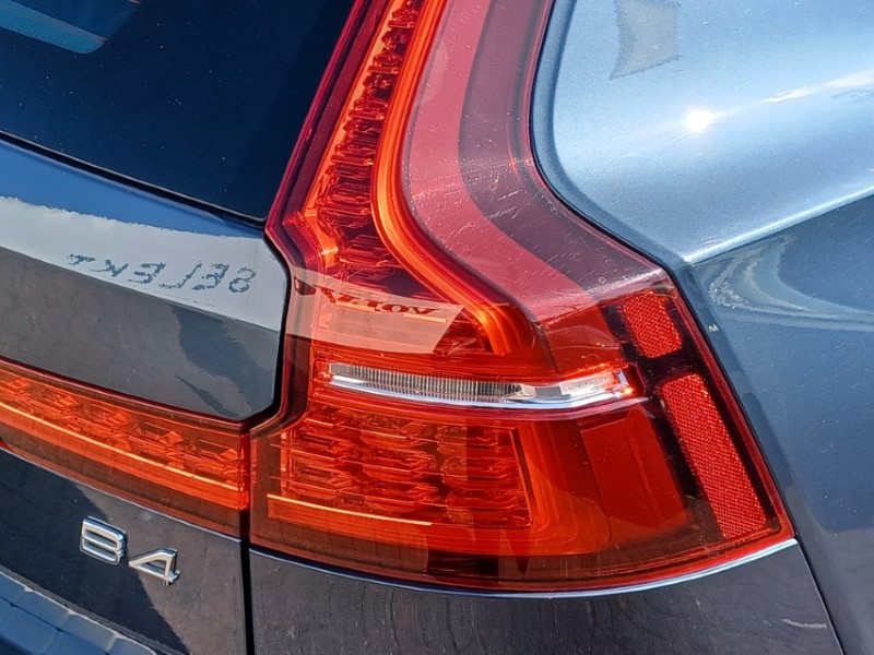 2022 (71) VOLVO V60 2.0 B4P Inscription 5dr Auto [7 speed] 5540337