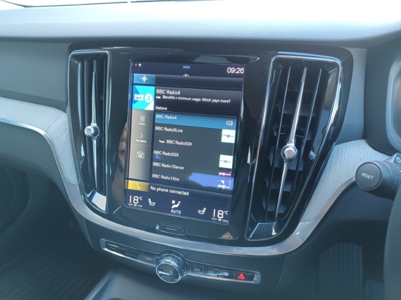 2022 (71) VOLVO V60 2.0 B4P Inscription 5dr Auto [7 speed] 5540297