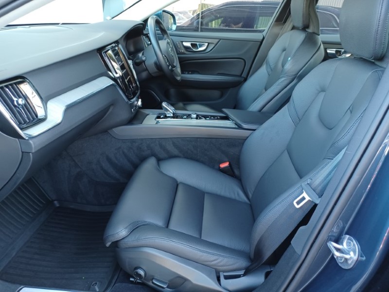 2022 (71) VOLVO V60 2.0 B4P Inscription 5dr Auto [7 speed] 5540325