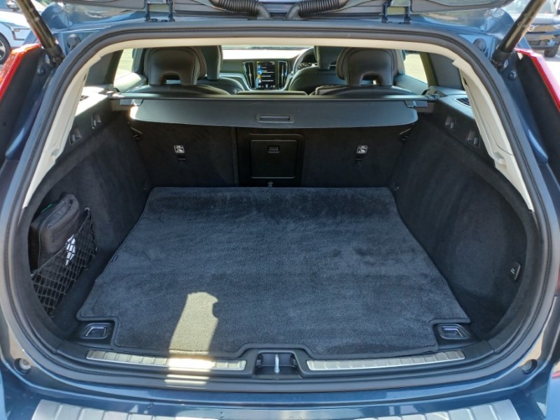 2022 (71) VOLVO V60 2.0 B4P Inscription 5dr Auto [7 speed] 5540293