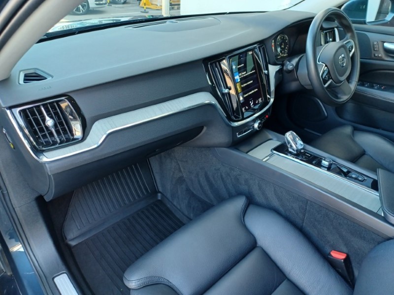 2022 (71) VOLVO V60 2.0 B4P Inscription 5dr Auto [7 speed] 5540327