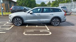 2023 (23) VOLVO V60 2.0 B5P Cross Country Plus 5dr AWD Auto 5551283