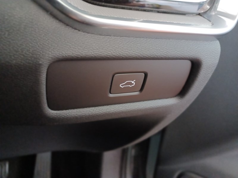 2023 (23) VOLVO V60 2.0 B5P Cross Country Plus 5dr AWD Auto 5551285