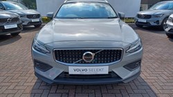 2023 (23) VOLVO V60 2.0 B5P Cross Country Plus 5dr AWD Auto 5551277