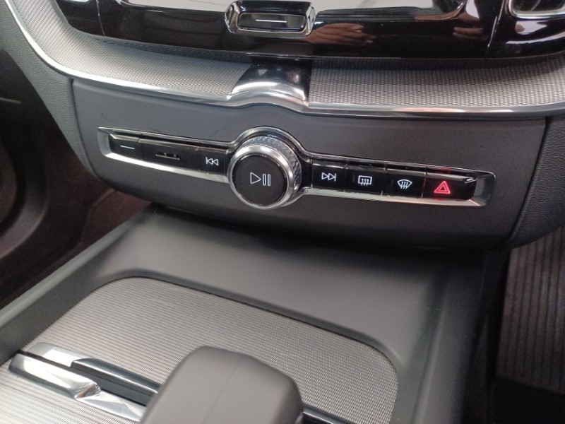 2024 (24) VOLVO XC60 2.0 T6 [350] RC PHEV Plus Dark 5dr AWD Geartronic 5558079