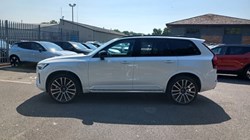 2025 (75) VOLVO XC90 2.0 T8 PHEV Ultra Dark 5dr AWD Geartronic 5614094