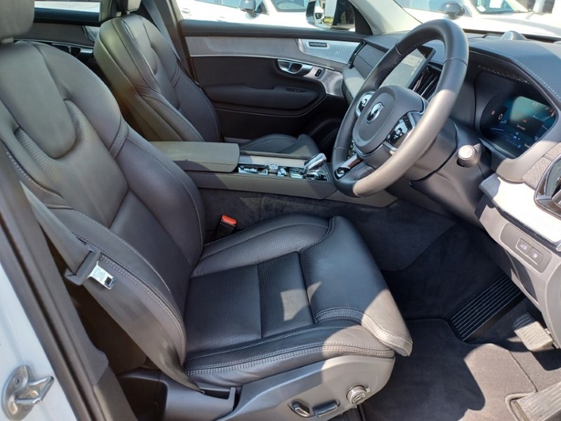 2025 (75) VOLVO XC90 2.0 T8 PHEV Ultra Dark 5dr AWD Geartronic 5614167