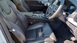 2025 (75) VOLVO XC90 2.0 T8 PHEV Ultra Dark 5dr AWD Geartronic 5614167