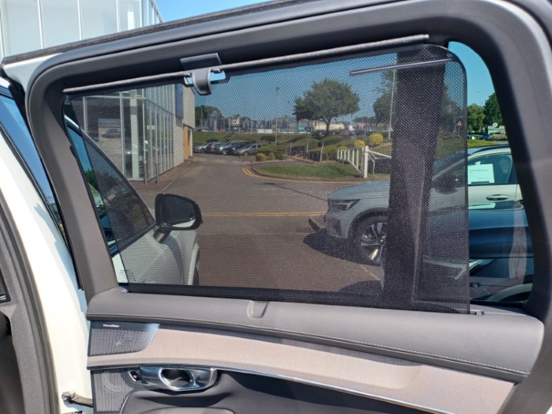 2025 (75) VOLVO XC90 2.0 T8 PHEV Ultra Dark 5dr AWD Geartronic 5614172