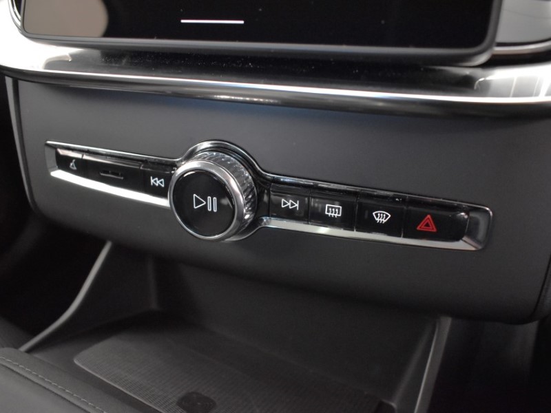 2025 (75) VOLVO XC90 2.0 T8 PHEV Ultra Dark 5dr AWD Geartronic 5614199